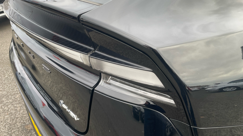 Toyota Prius 2.0 PHEV Design 5dr CVT Hatchback